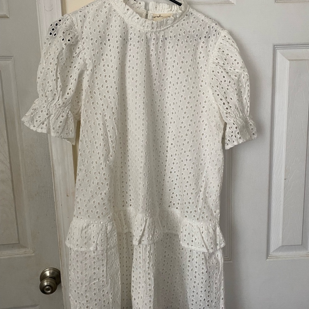 Elegant White Eyelet Dress, armpit to armpit 21 inches. Length 34 inches.